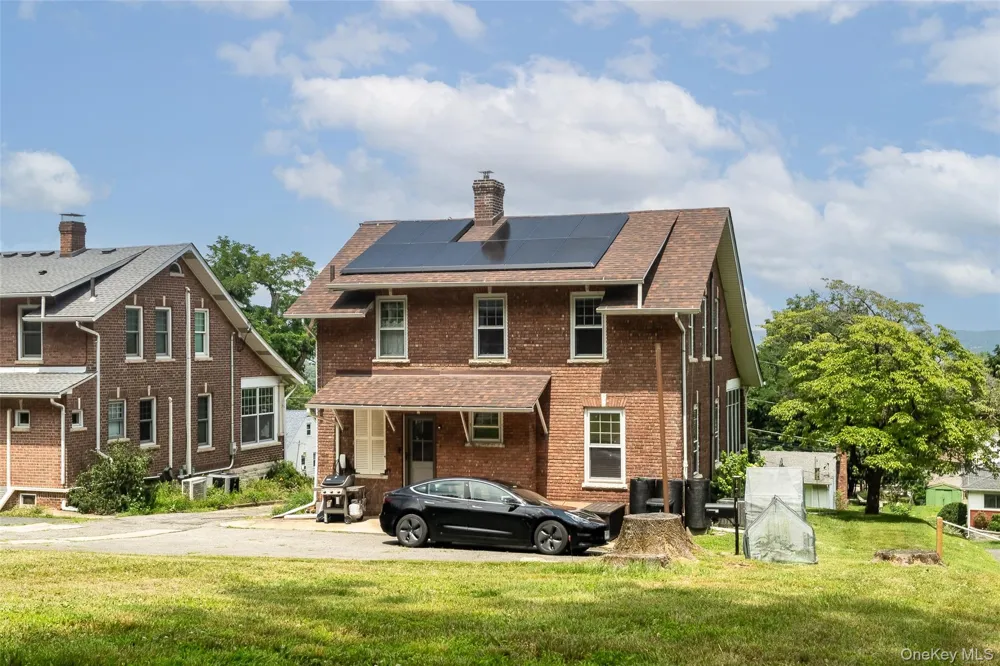 28 Hillside Avenue Haverstraw, NY 10927