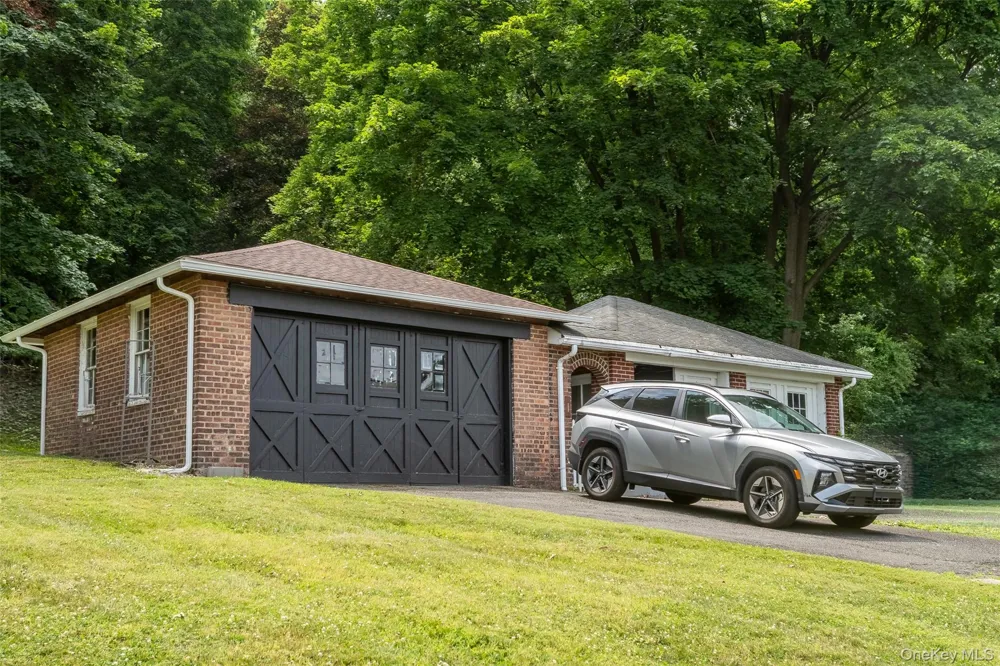 28 Hillside Avenue Haverstraw, NY 10927