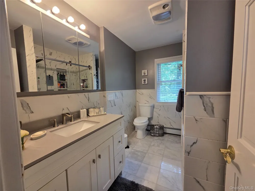 34 Greenshire Way Walden, NY 12586