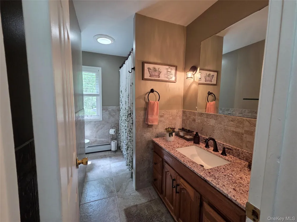 34 Greenshire Way Walden, NY 12586