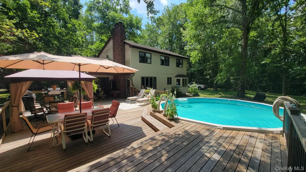 34 Greenshire Way Walden, NY 12586