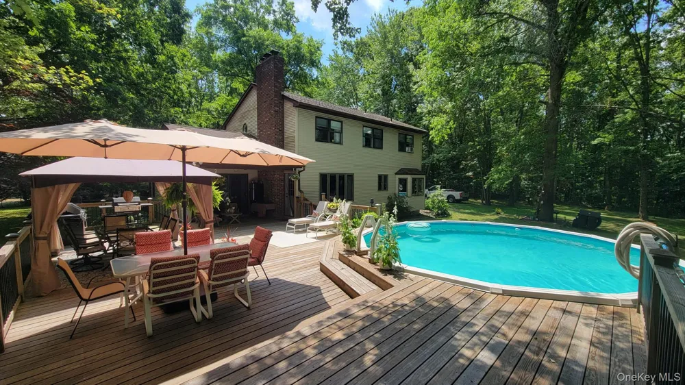 34 Greenshire Way Walden, NY 12586