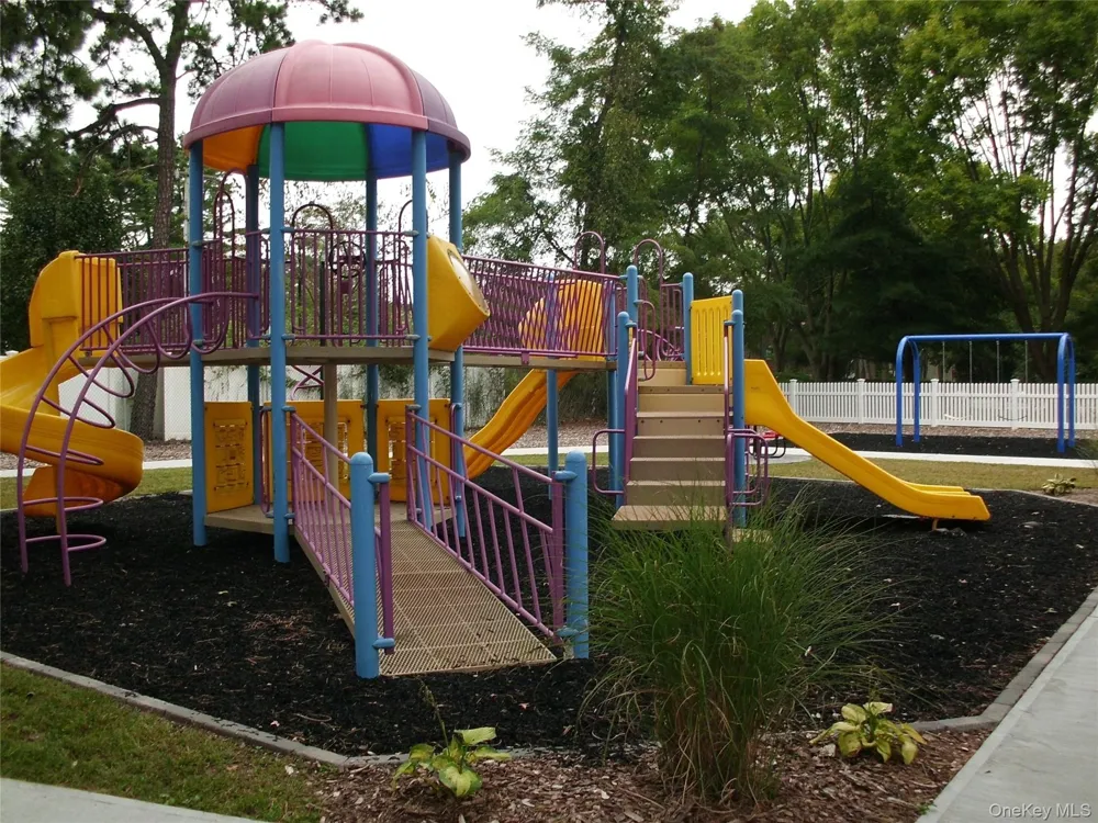 40-218 W 4th Street #218 Patchogue, NY 11772