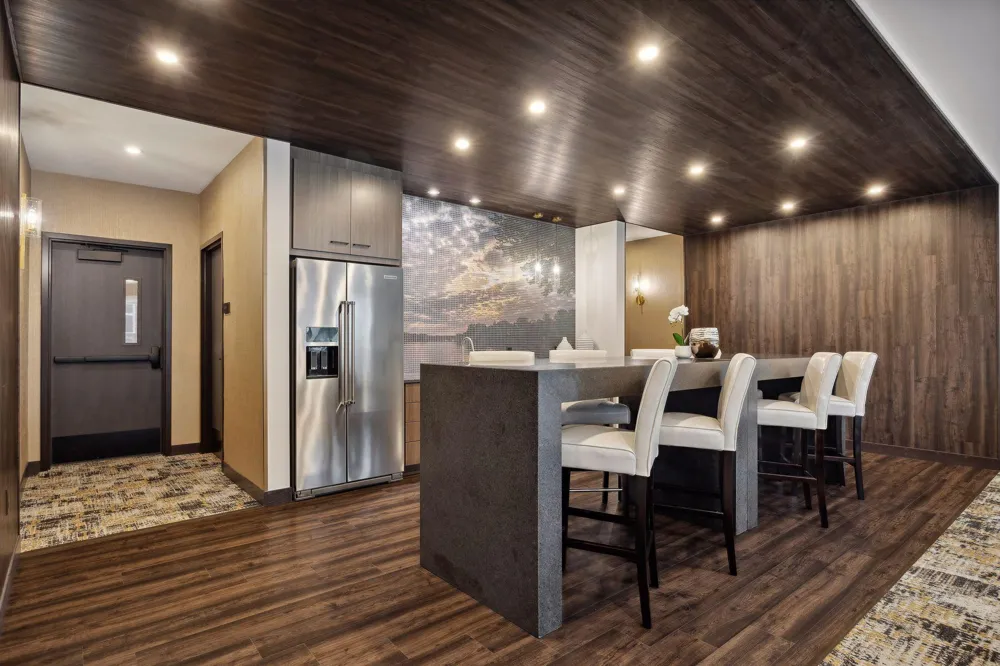 253 Lake Street E #212 Wayzata, MN 55391
