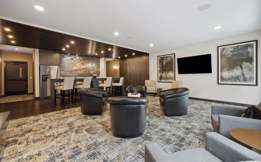 253 Lake Street E #212 Wayzata, MN 55391