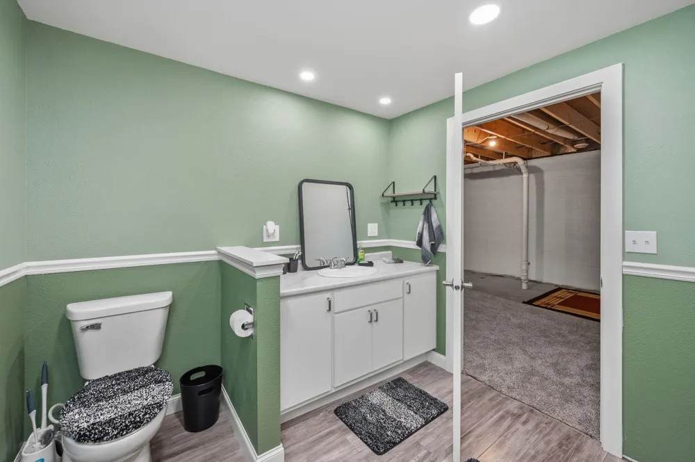 403 W Margaret Street Fairmont, MN 56031