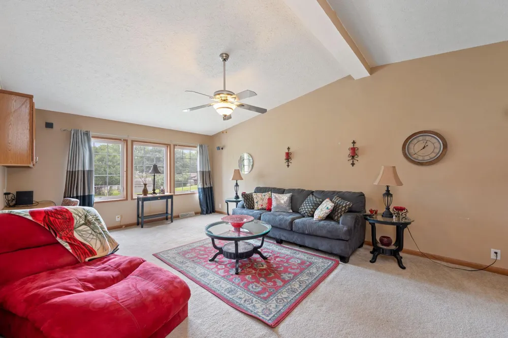 403 W Margaret Street Fairmont, MN 56031