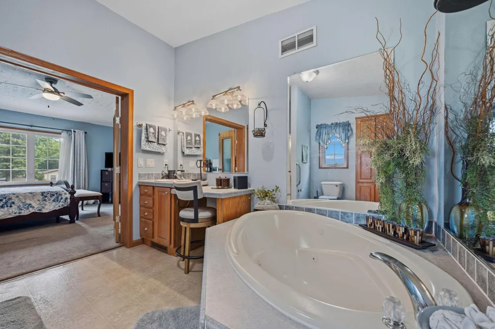 403 W Margaret Street Fairmont, MN 56031