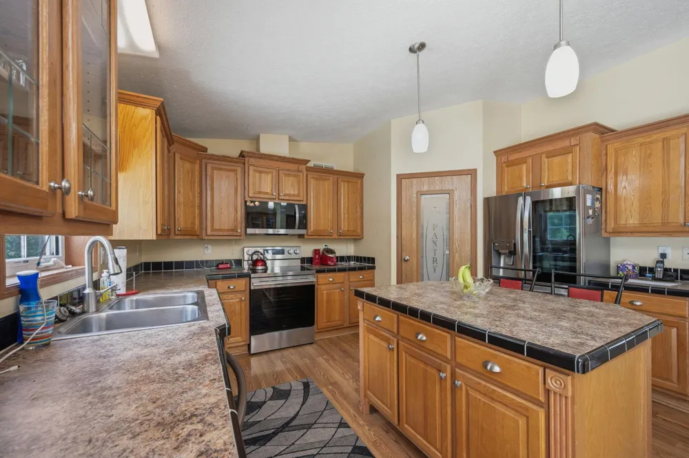 403 W Margaret Street Fairmont, MN 56031