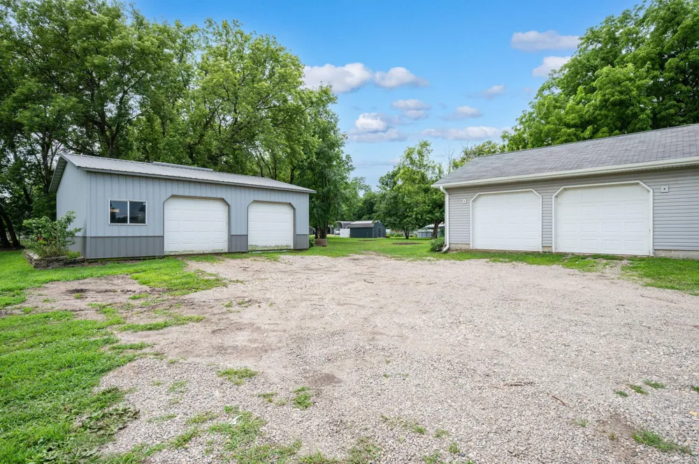 403 W Margaret Street Fairmont, MN 56031