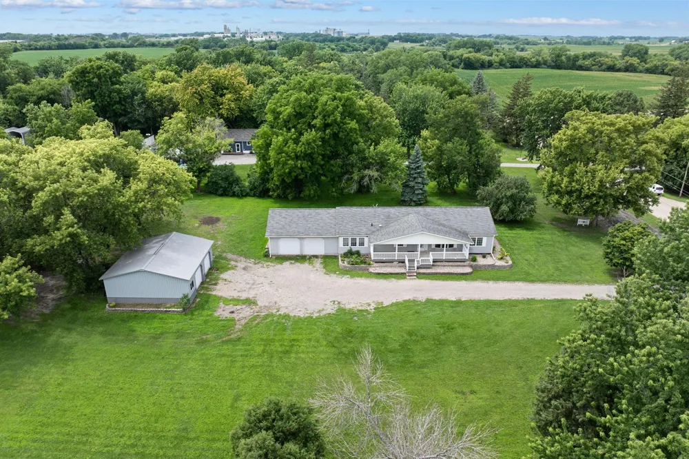 403 W Margaret Street Fairmont, MN 56031