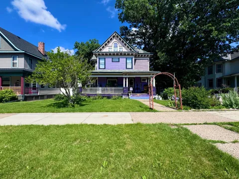 9 2nd Avenue SW