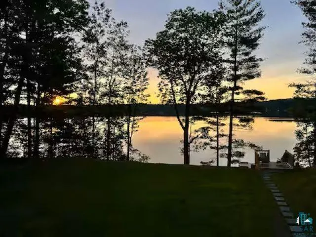 2000 W Chub Lake Road Carlton, MN 55718