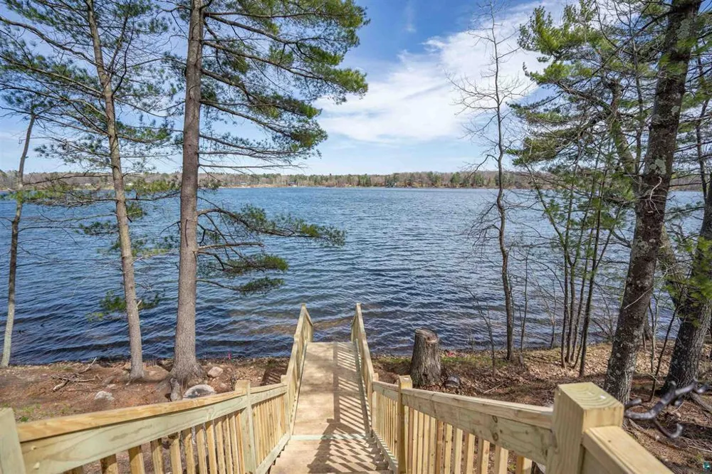 2000 W Chub Lake Road Carlton, MN 55718
