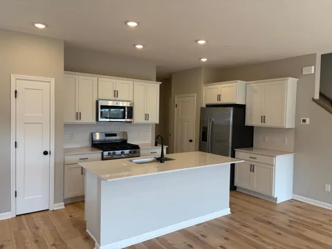 23146 Creekview Court