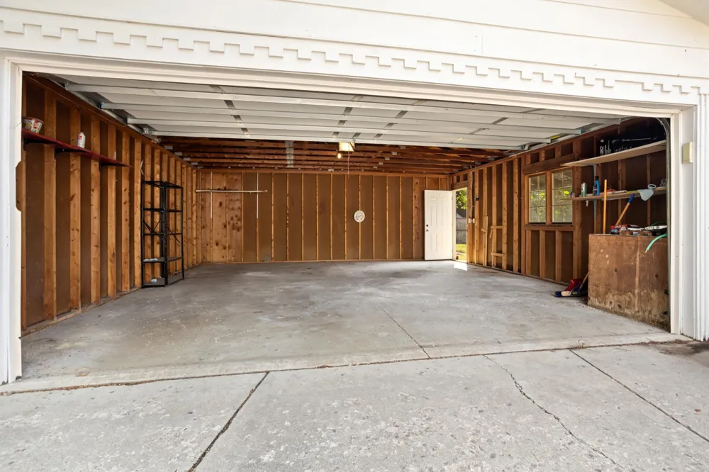 512 8th Street Wahpeton, ND 58075