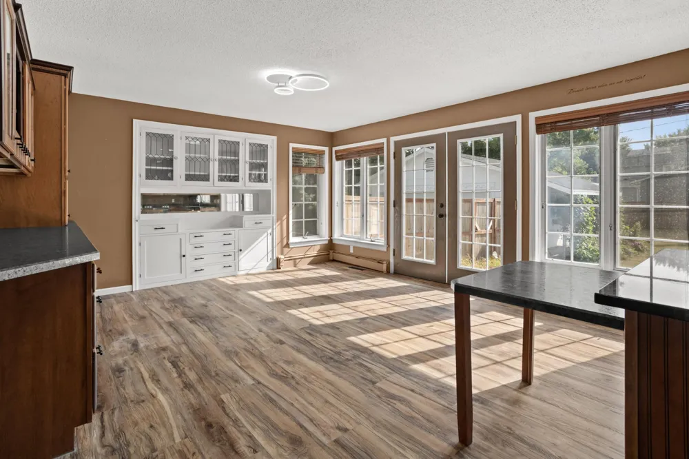 512 8th Street Wahpeton, ND 58075