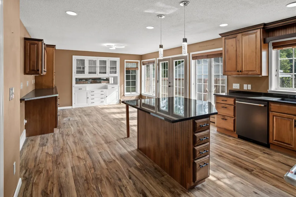 512 8th Street Wahpeton, ND 58075