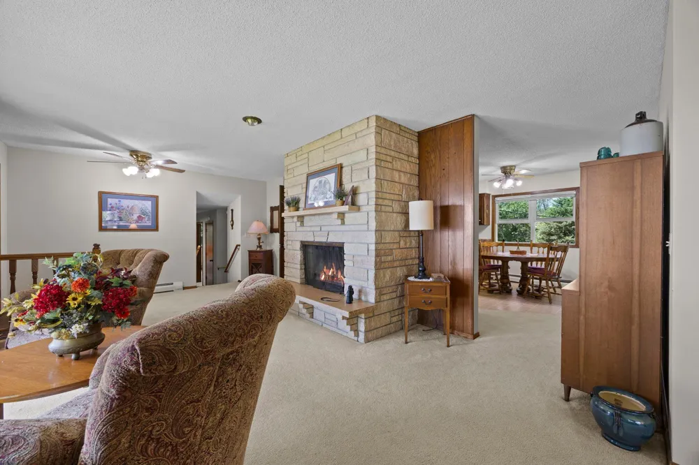 11040 N Shore Road Waconia, MN 55387