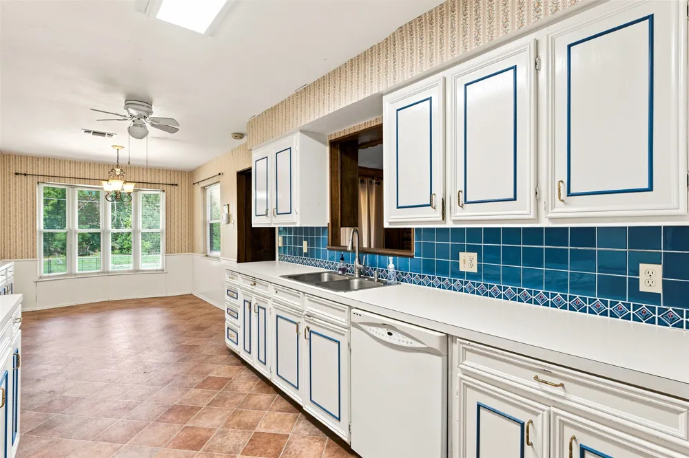 708 Fonville Drive Marlin, TX 76661