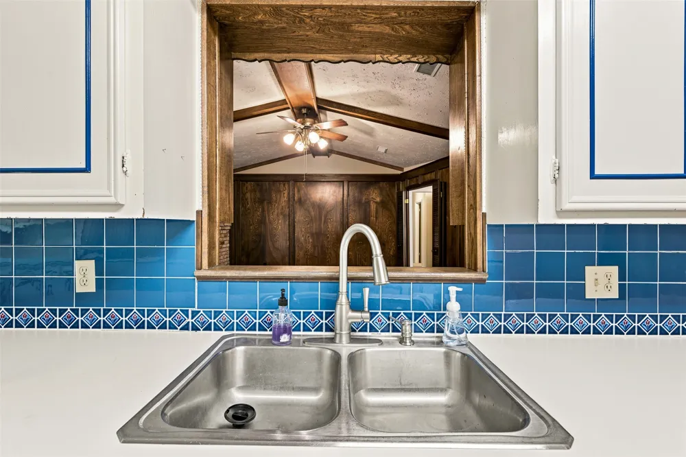 708 Fonville Drive Marlin, TX 76661