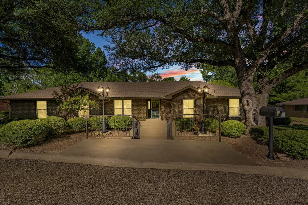 708 Fonville Drive Marlin, TX 76661
