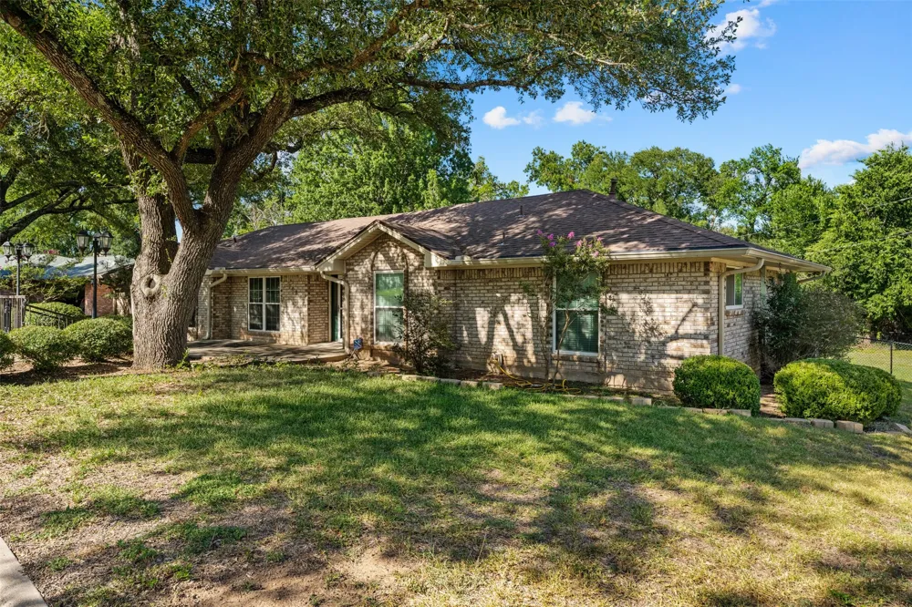 708 Fonville Drive Marlin, TX 76661