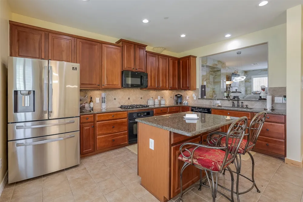 1429 Fox Run Drive Irving, TX 75063