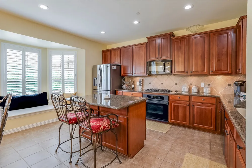 1429 Fox Run Drive Irving, TX 75063