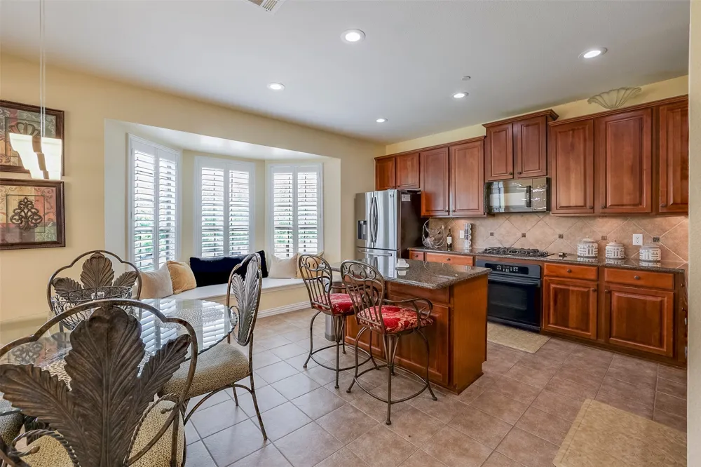 1429 Fox Run Drive Irving, TX 75063