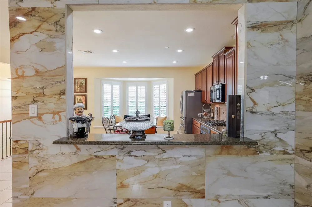 1429 Fox Run Drive Irving, TX 75063