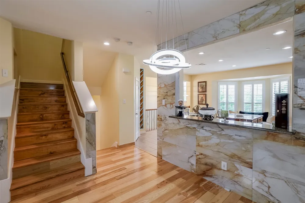 1429 Fox Run Drive Irving, TX 75063