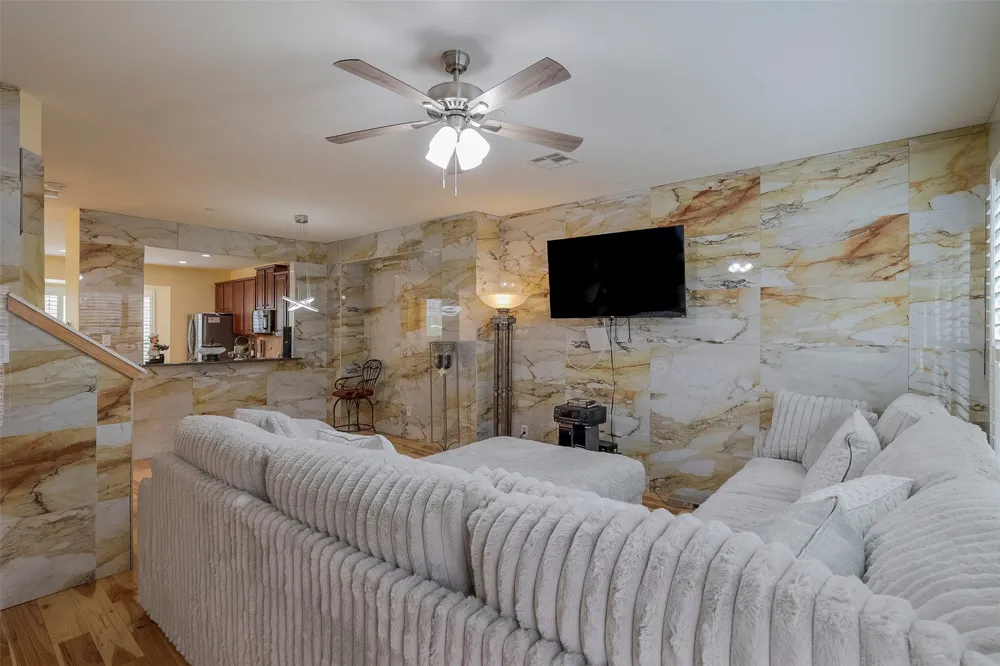 1429 Fox Run Drive Irving, TX 75063