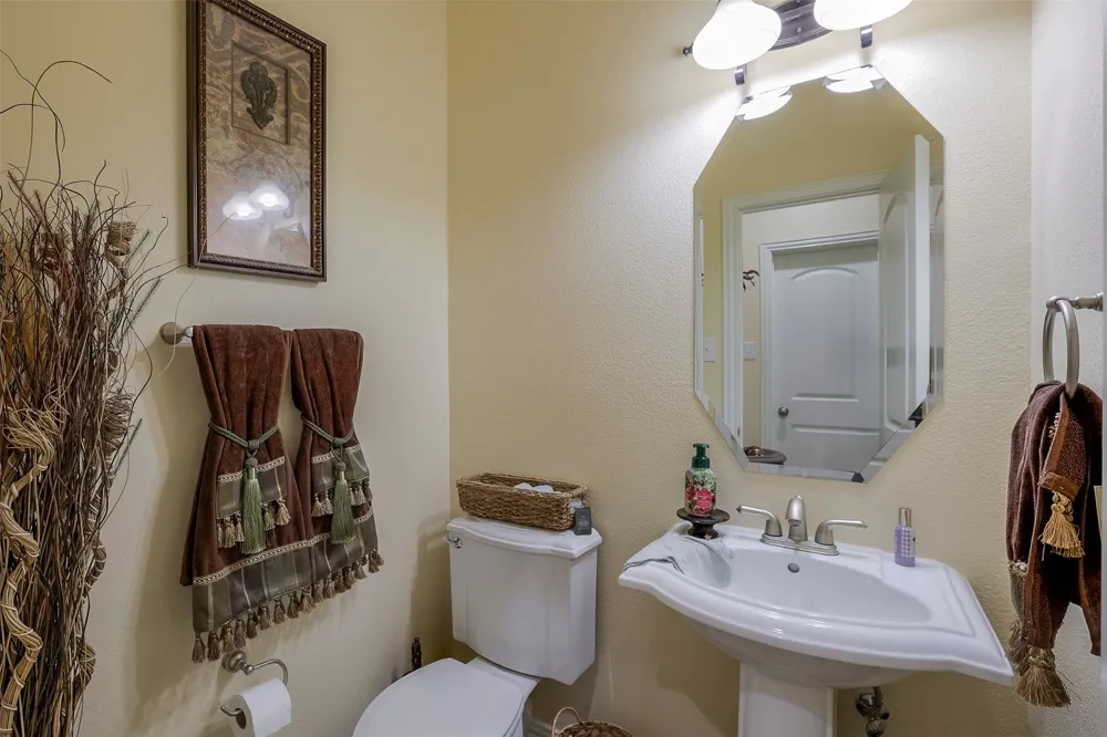 1429 Fox Run Drive Irving, TX 75063