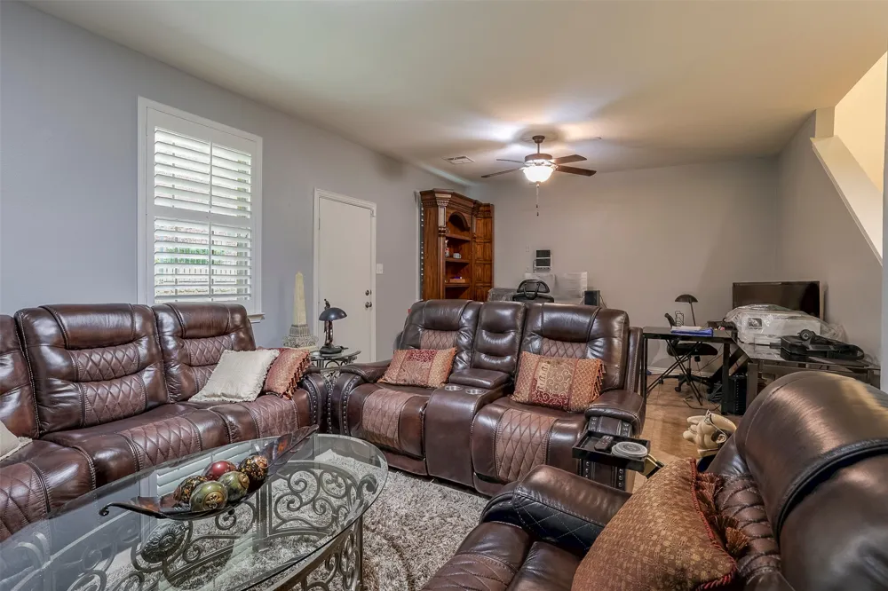 1429 Fox Run Drive Irving, TX 75063
