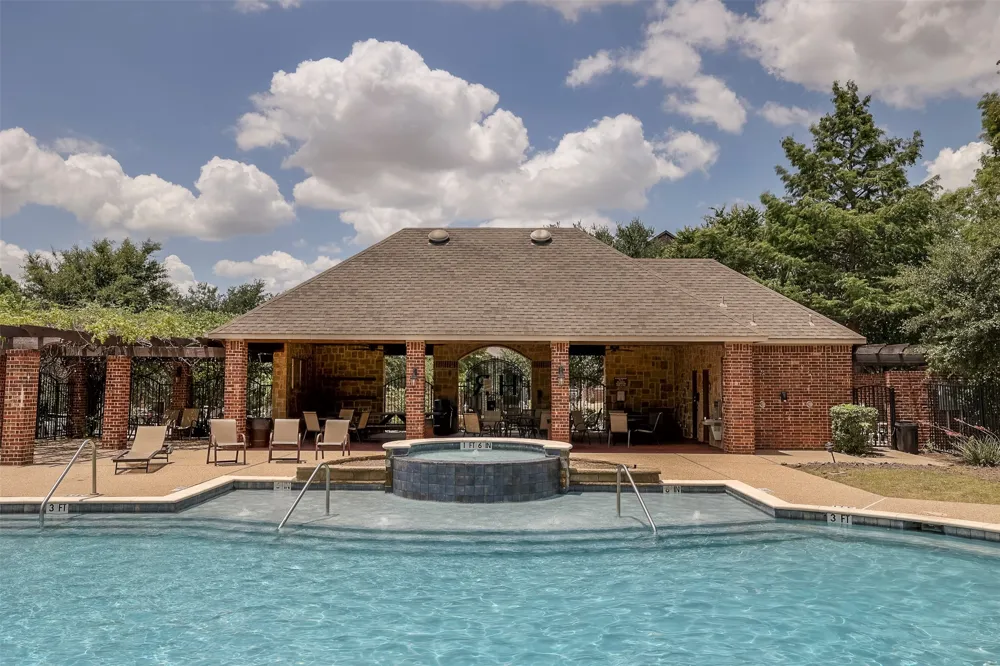 1429 Fox Run Drive Irving, TX 75063