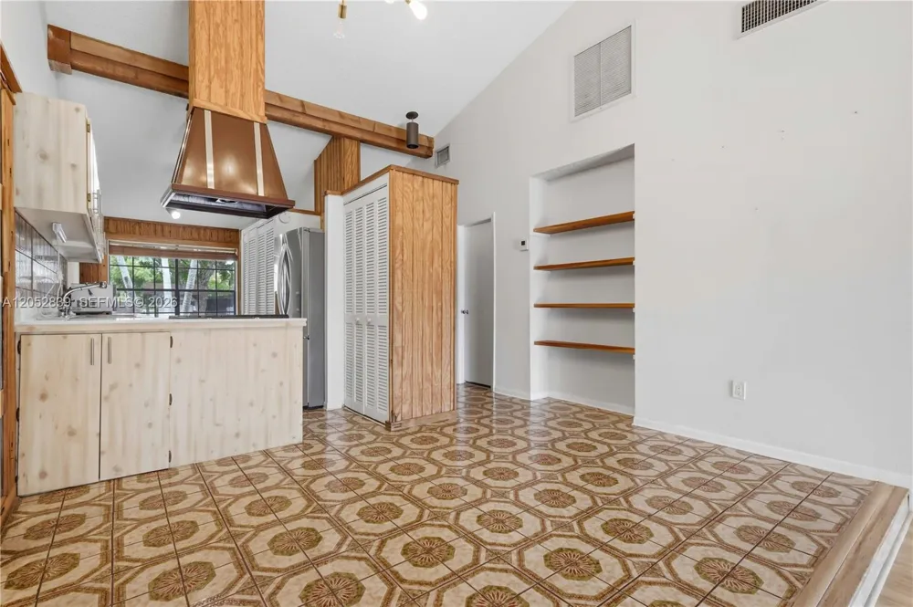 10680 Cherry Ave Pembroke Pines, FL 33026