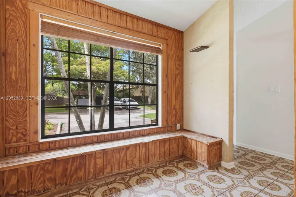 10680 Cherry Ave Pembroke Pines, FL 33026