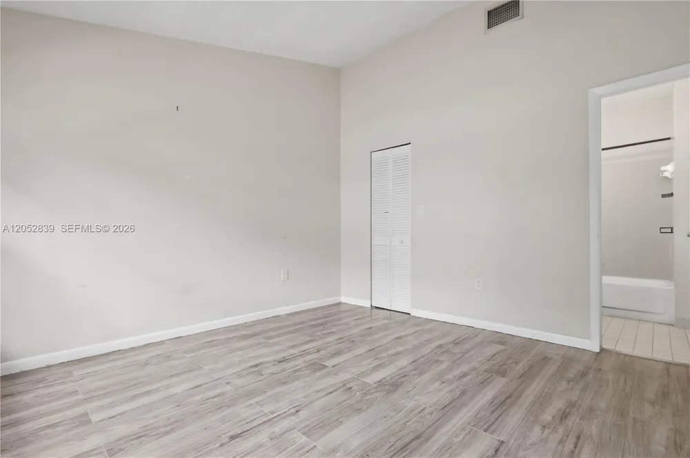 10680 Cherry Ave Pembroke Pines, FL 33026
