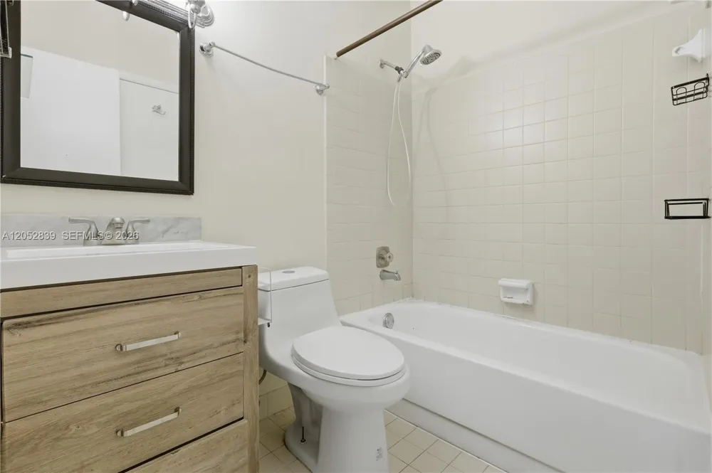 10680 Cherry Ave Pembroke Pines, FL 33026