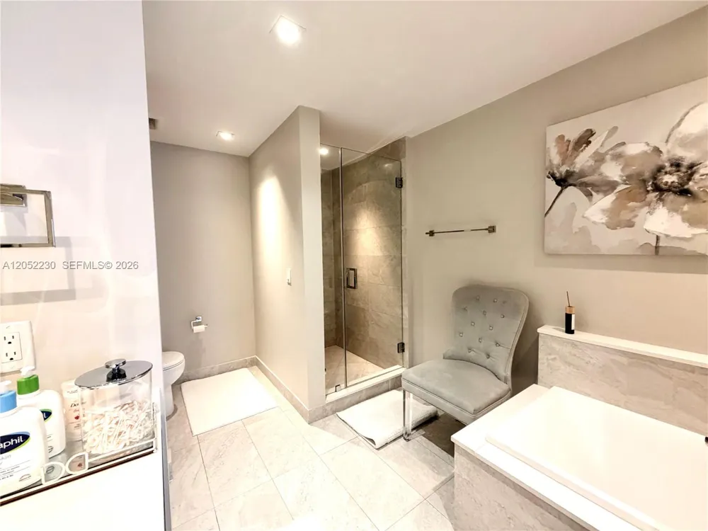 488 NE 18th St #3210 Miami, FL 33132