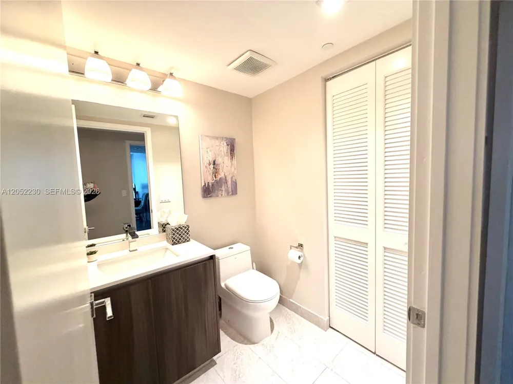488 NE 18th St #3210 Miami, FL 33132