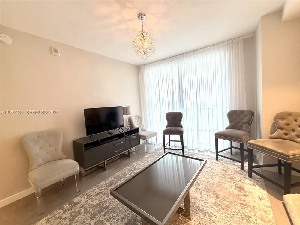 488 NE 18th St #3210 Miami, FL 33132
