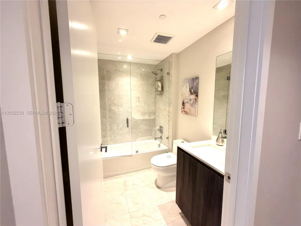 488 NE 18th St #3210 Miami, FL 33132