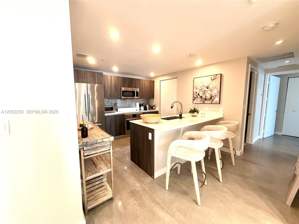 488 NE 18th St #3210 Miami, FL 33132