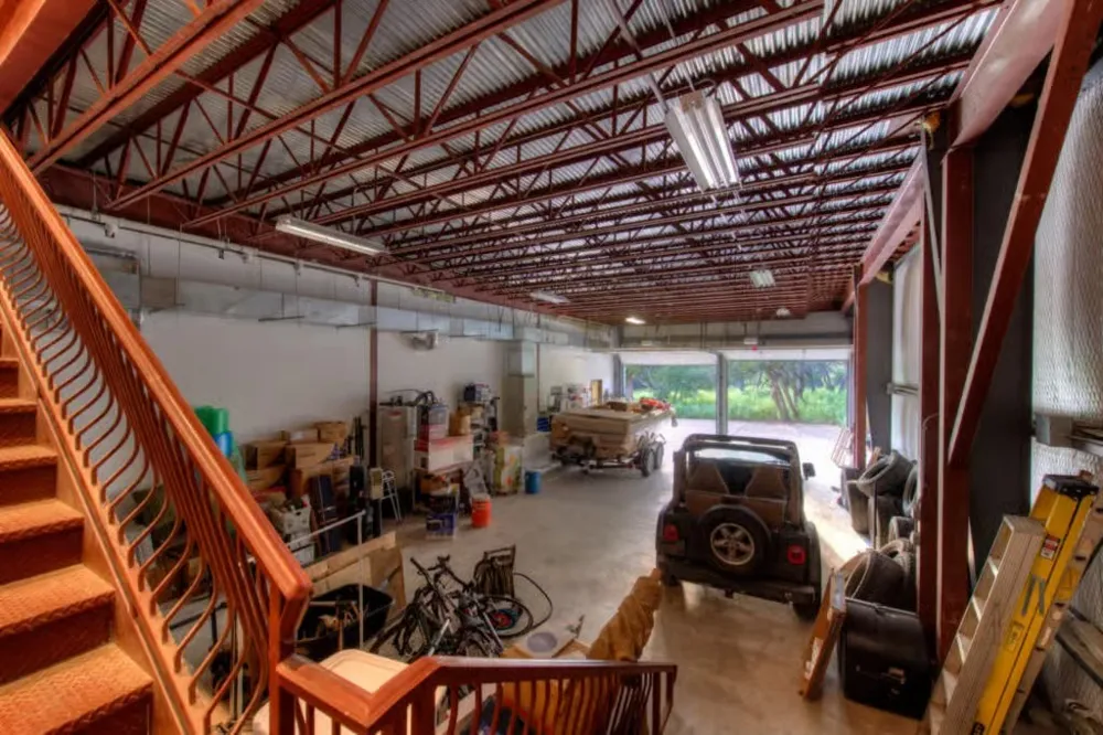 7100 Comanche Trail Austin, TX 78732