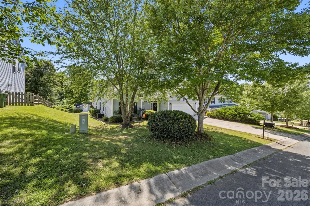 40 Ashton Bluff Circle Mount Holly, NC 28120