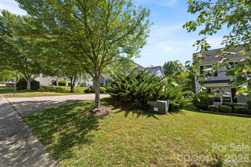 40 Ashton Bluff Circle Mount Holly, NC 28120