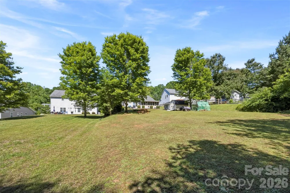 40 Ashton Bluff Circle Mount Holly, NC 28120