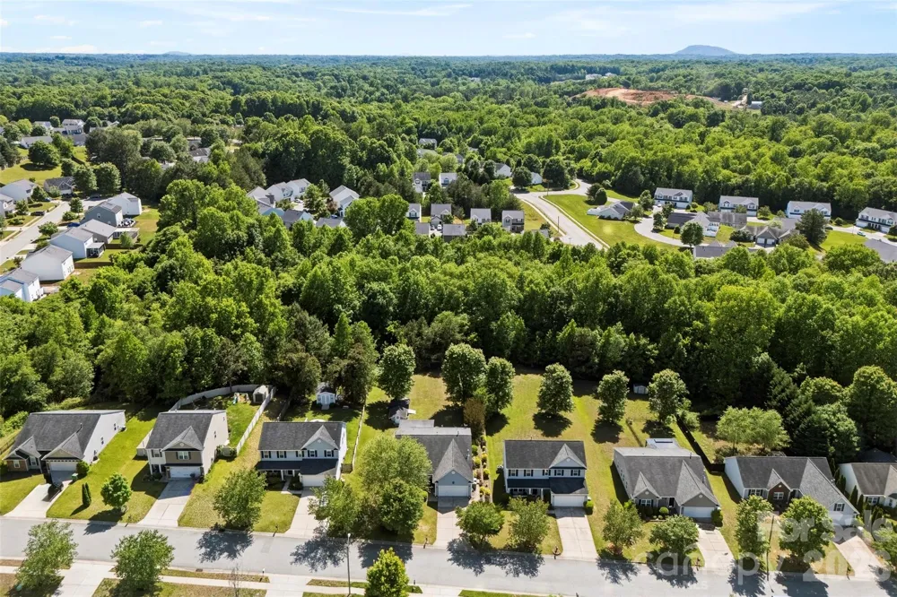 40 Ashton Bluff Circle Mount Holly, NC 28120